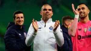 Após saída do FC Porto, Pepe esta preste a assinar no clube rival e deixa adeptos revoltados